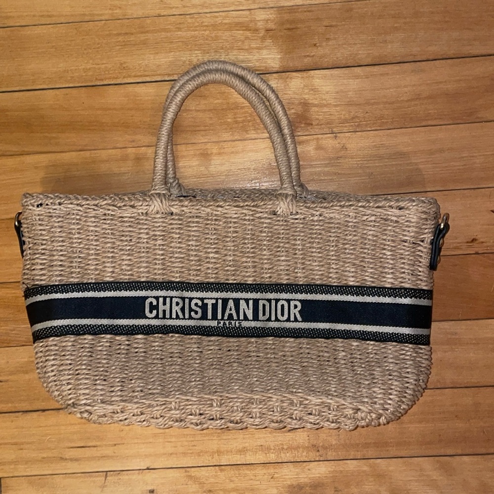straw bag